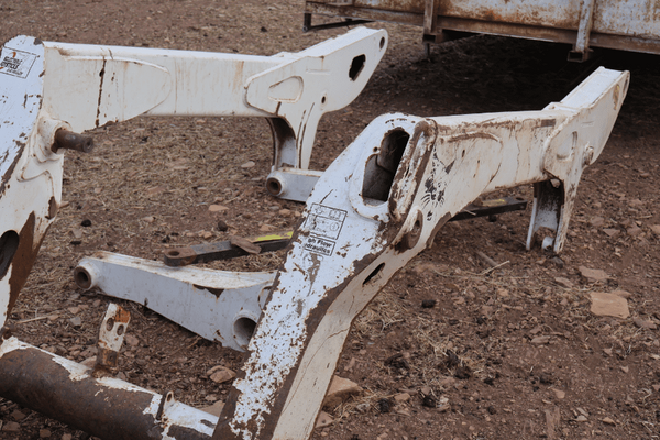 Front End Loader Frame 4.png