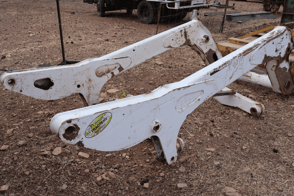 Front End Loader Frame 2.png