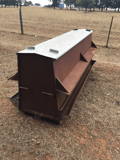 Sheep Feeder.png