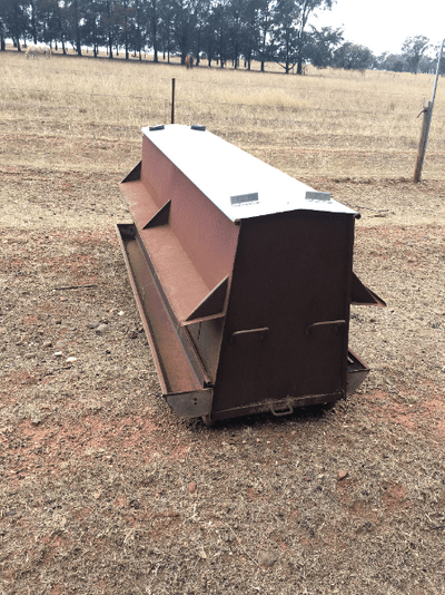 Sheep Feeder 2.png