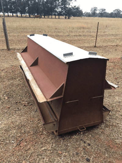Sheep Feeder 2.png