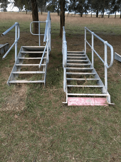Metal Stairs.png