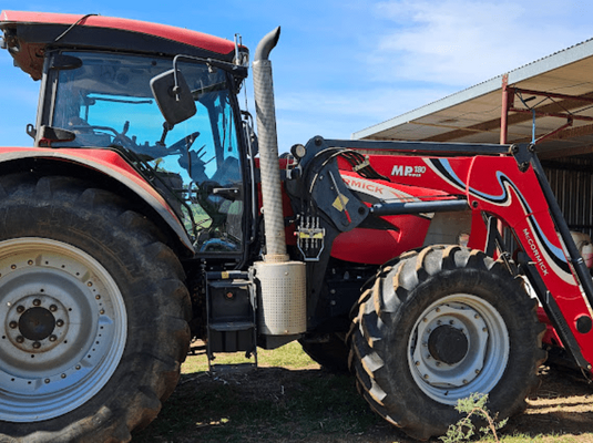 2013 McCormick X70.80 Tractor with Front End Loader 2.png
